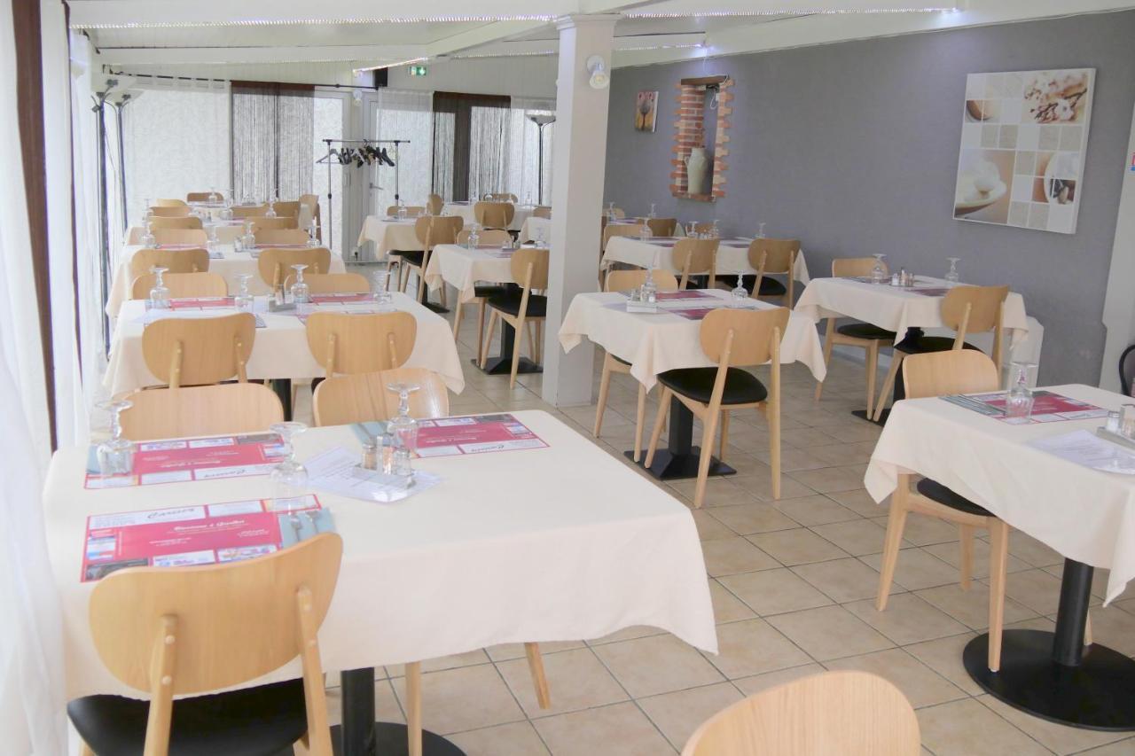Hotel Restaurant Du Lac Graulhet Exterior photo